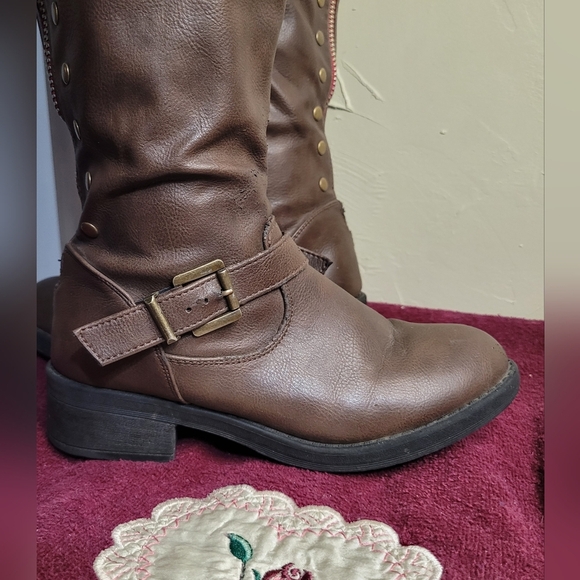 Megen-02 Womens Pull-on Boots, Size 7, Brown - Picture 2 of 15